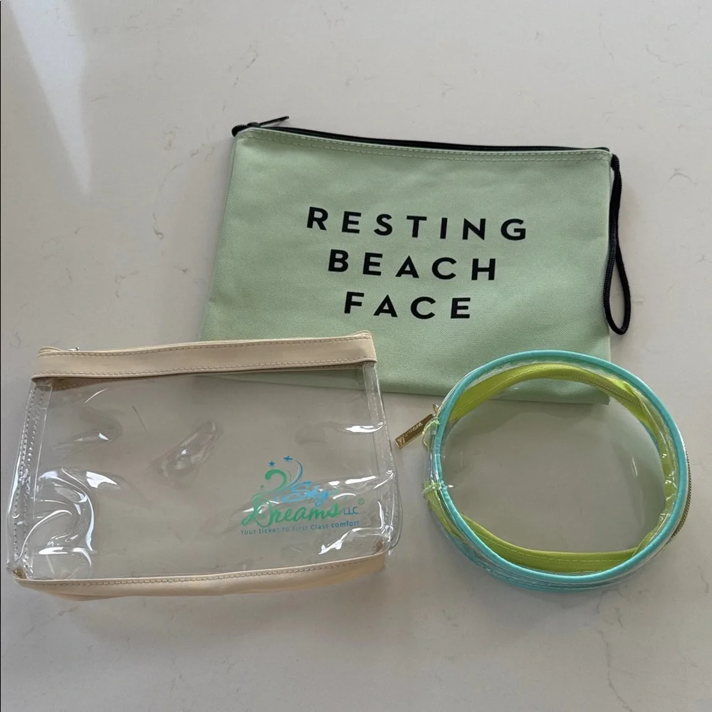 Beach Accessory Green and Clear Cosmetic Bag Set of 3 NWOT ✨